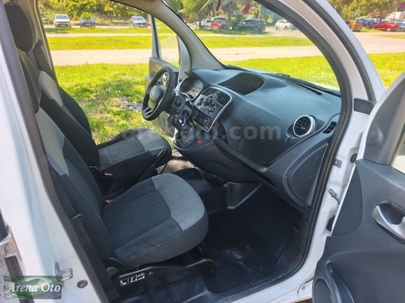 DEĞiŞENSİZ 2018 MODEL RENAULT KANGO MAXİ 1.5 DCI JOY