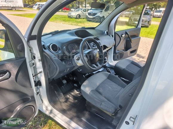 DEĞiŞENSİZ 2018 MODEL RENAULT KANGO MAXİ 1.5 DCI JOY