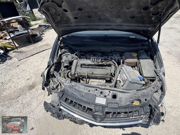 BAŞKENT HASARLIOTO'dan 2012 MODEL ASTRA 1.6 LPĞ KAPORTA HASARLI
