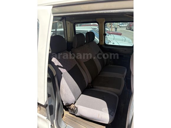 Galeriden Peugeot Partner 1.9 D Combi 2000 Model İzmir