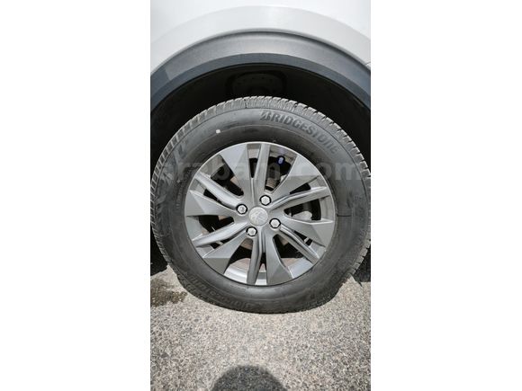 Sahibinden Peugeot 2008 1.2 PureTech Active 2021 Model  95.600 km Beyaz