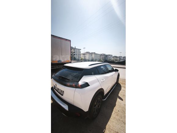 Sahibinden Peugeot 2008 1.2 PureTech Active 2021 Model  95.600 km Beyaz