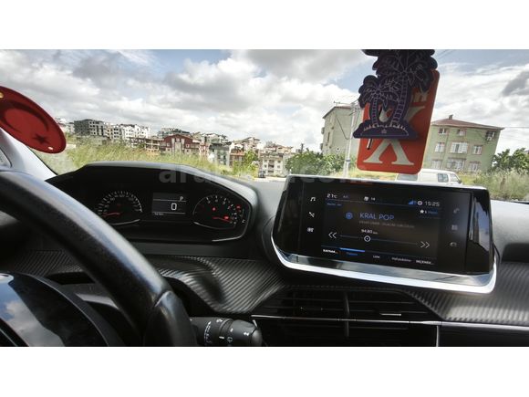 Sahibinden Peugeot 2008 1.2 PureTech Active 2021 Model  95.600 km Beyaz