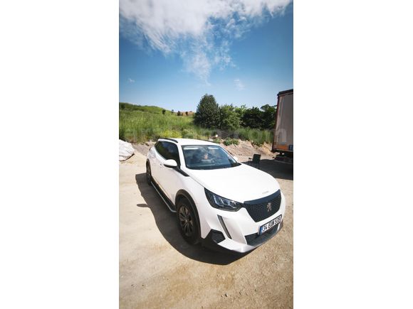 Sahibinden Peugeot 2008 1.2 PureTech Active 2021 Model  95.600 km Beyaz