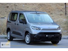 ANY CARS - 2025 HATASIZ OTOMATİK 7.695 KM'DE 1.5 D PROACE CITY