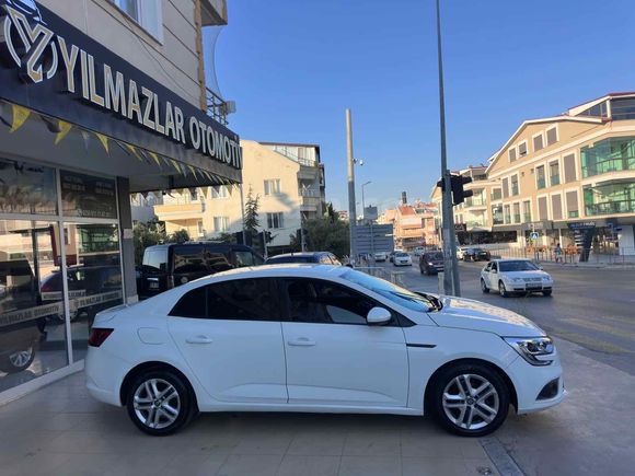 2017 MODEL 1.5 DİZEL MEGANE MANUEL 
