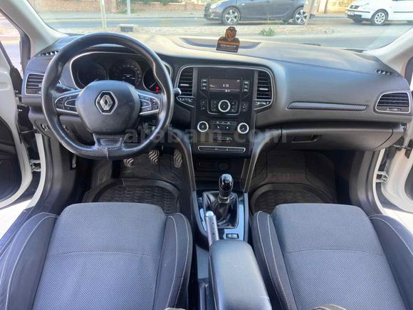2017 MODEL 1.5 DİZEL MEGANE MANUEL 