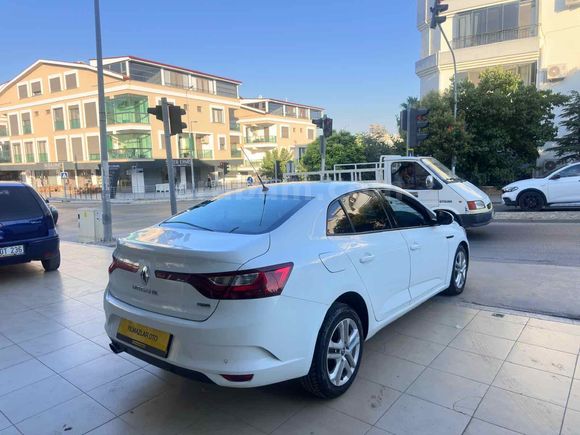2017 MODEL 1.5 DİZEL MEGANE MANUEL 