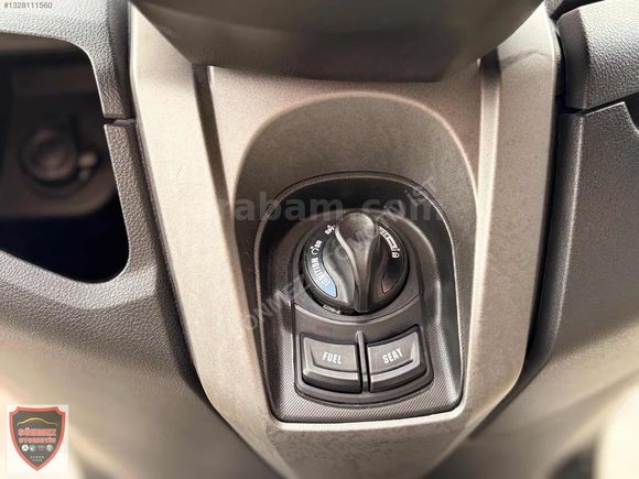 SÖNMEZ OTOMOTİV'DEN 2024 YAMAHA N-MAX 155 6200 KM ÇANTALI