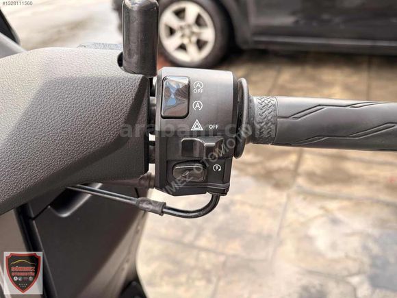 SÖNMEZ OTOMOTİV'DEN 2024 YAMAHA N-MAX 155 6200 KM ÇANTALI