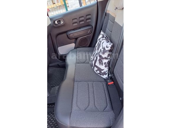 Sahibinden Citroen C3 1.2 PureTech Feel 2023 Model İzmir