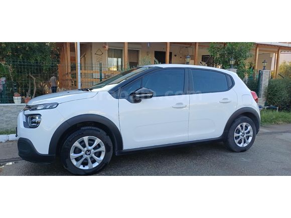 Sahibinden Citroen C3 1.2 PureTech Feel 2023 Model İzmir