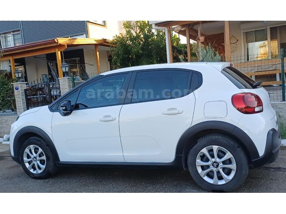 Sahibinden Citroen C3 1.2 PureTech Feel 2023 Model İzmir