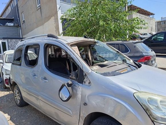 BATMAN TESLİMİ ÇALIŞIR YÜRÜR 2011 CITROEN BERLİNGO 1.6 COMBİ SX