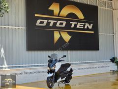 OTO TEN - 2016 YAMAHA X-MAX 250