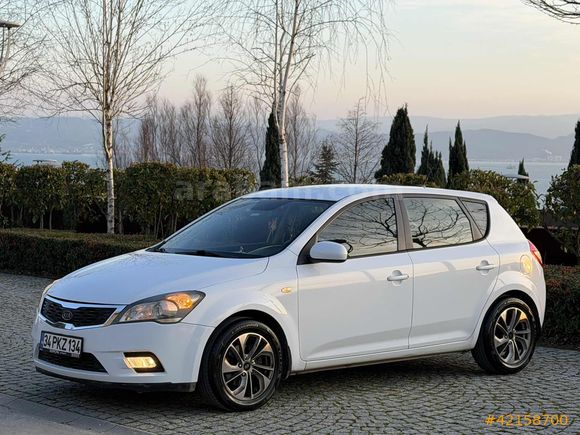2010 MODEL KİA CEED DİZEL OTOMATİK MAKYAJLI KASA