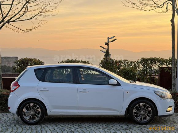 2010 MODEL KİA CEED DİZEL OTOMATİK MAKYAJLI KASA