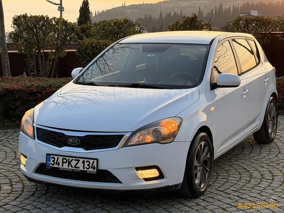 2010 MODEL KİA CEED DİZEL OTOMATİK MAKYAJLI KASA