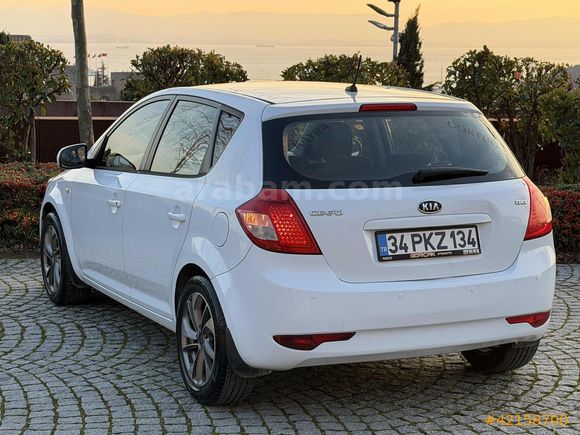 2010 MODEL KİA CEED DİZEL OTOMATİK MAKYAJLI KASA