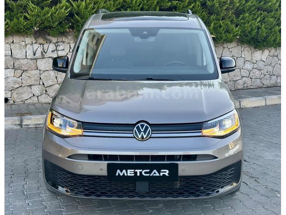 2021 CADDY 2.0tdi STYLE CAMTAVANLI EKSTRALI