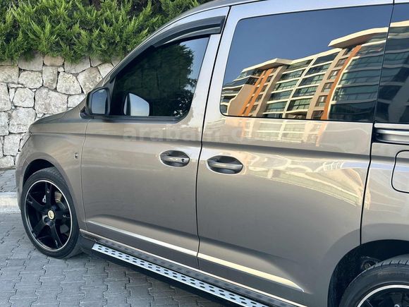 2021 CADDY 2.0tdi STYLE CAMTAVANLI EKSTRALI