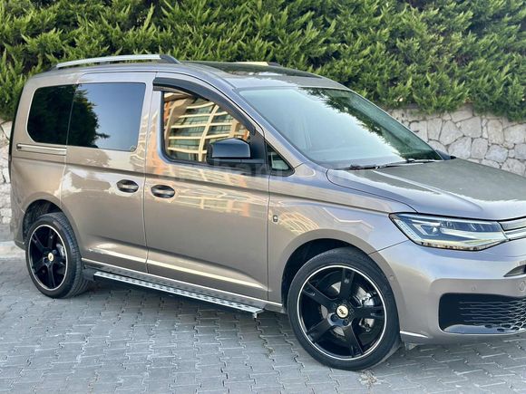 2021 CADDY 2.0tdi STYLE CAMTAVANLI EKSTRALI
