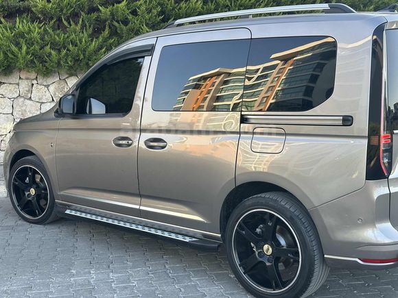 2021 CADDY 2.0tdi STYLE CAMTAVANLI EKSTRALI