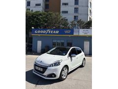 Sahibinden Peugeot 208 1.5 BlueHDi Signature 2020 Model İstanbul 21.000 km Beyaz
