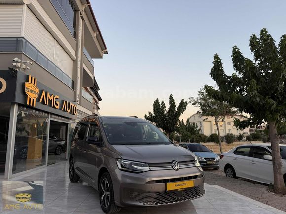 //2023 CADDY 2.0 TDİ STYLE CAM TAVAN LANSMANA ÖZEL RENK//