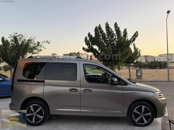 //2023 CADDY 2.0 TDİ STYLE CAM TAVAN LANSMANA ÖZEL RENK//