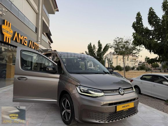 //2023 CADDY 2.0 TDİ STYLE CAM TAVAN LANSMANA ÖZEL RENK//