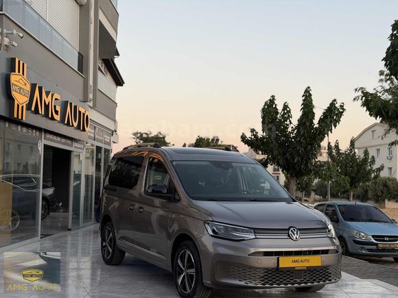 //2023 CADDY 2.0 TDİ STYLE CAM TAVAN LANSMANA ÖZEL RENK//