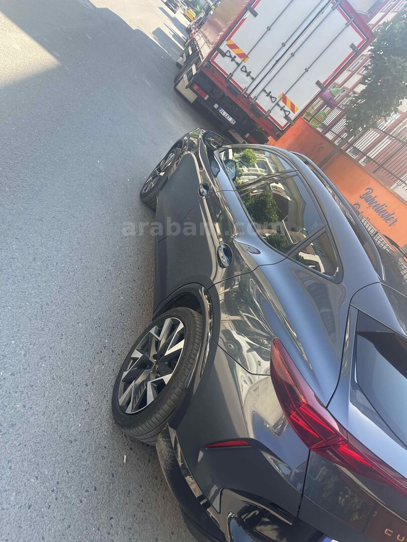 Sahibinden Cupra Formentor 1.5 eHybrid Phev Supreme 2025 Model İstanbul 29.000 km Füme 7
