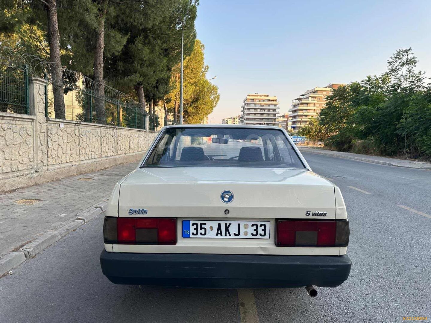 Galeriden Tofaş Şahin 1.6 1991 Model Aydın 150.000 km Bej 5