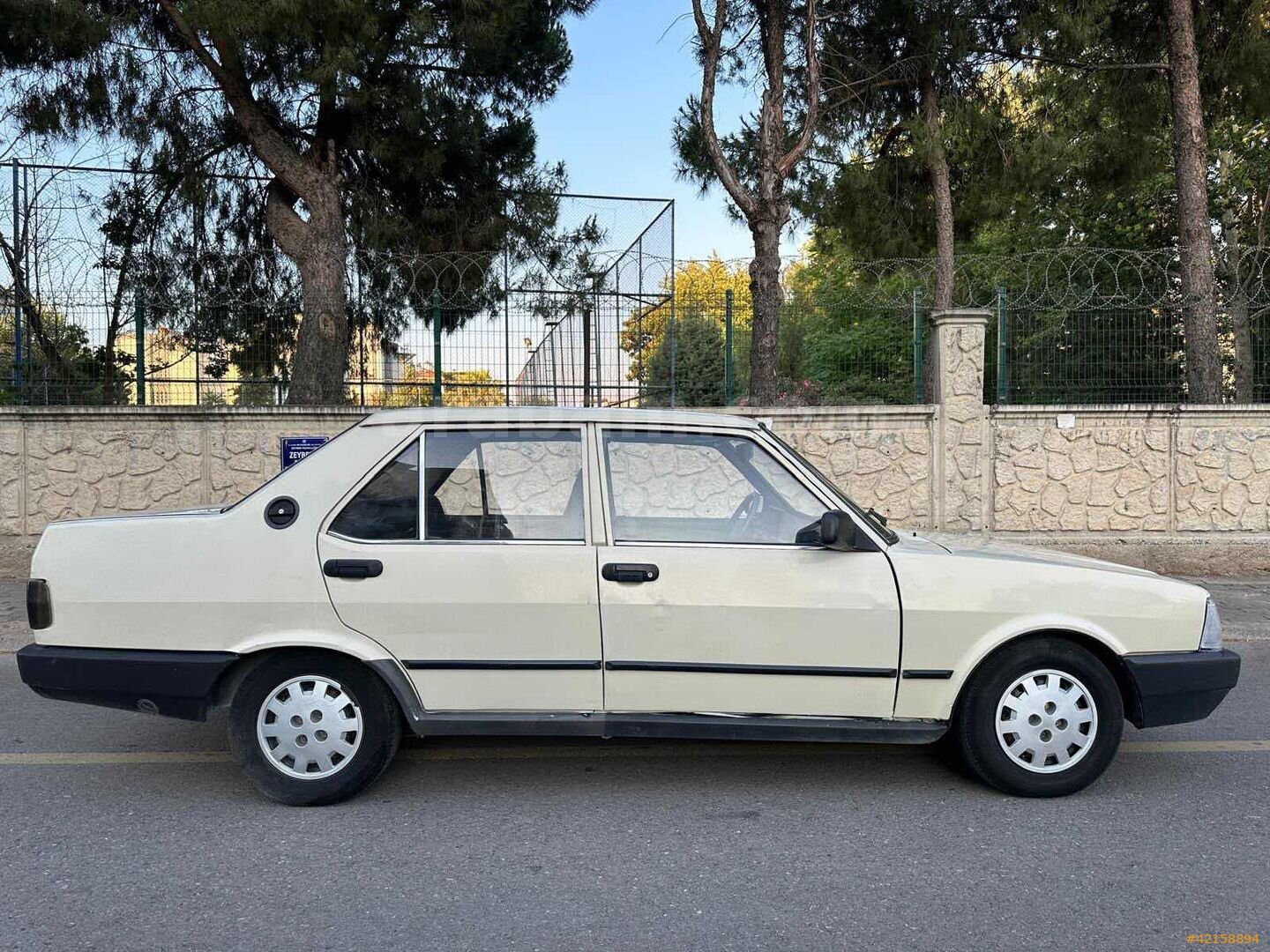 Galeriden Tofaş Şahin 1.6 1991 Model Aydın 150.000 km Bej 3