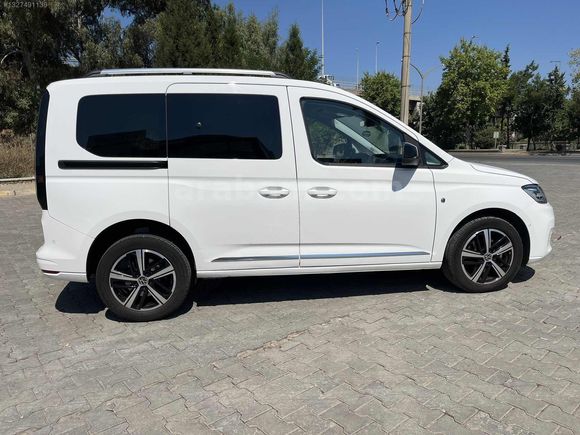 2024 MODEL Caddy 2.0 TDI Style DSG CAM TAVAN