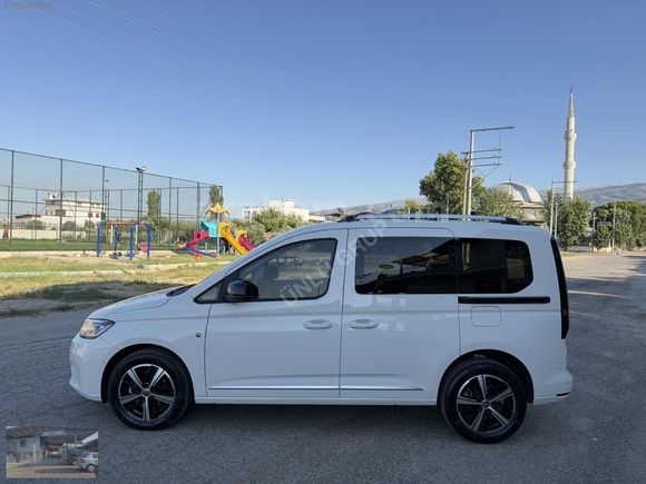 ÜNLÜ GRUP TAN 2024 VW CADDY STYLE CAM TAVAN HATASIZ