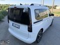 ÜNLÜ GRUP TAN 2024 VW CADDY STYLE CAM TAVAN HATASIZ