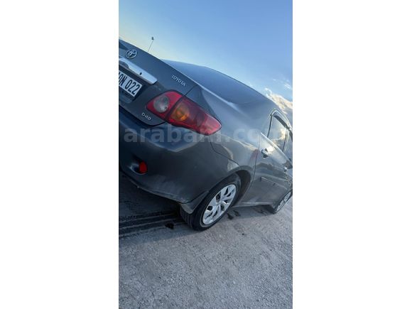 Sahibinden Toyota Corolla 1.4 D-4D Class 2007 Model
