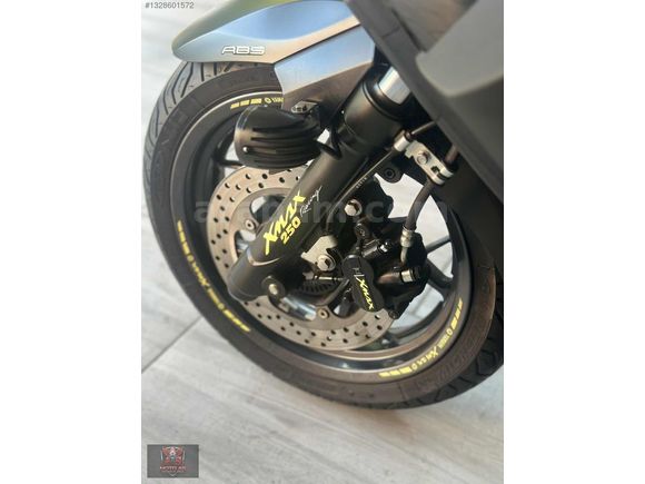 Moto AS - YAMAHA X-Max İron Max 250 - K. Kartına 12 Taksit