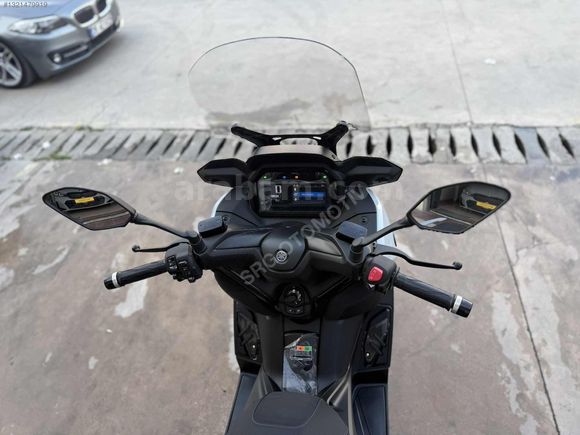 2025 YAMAHA X-MAX 250 TECH MAX-NARDO GRİ-HATASIZ