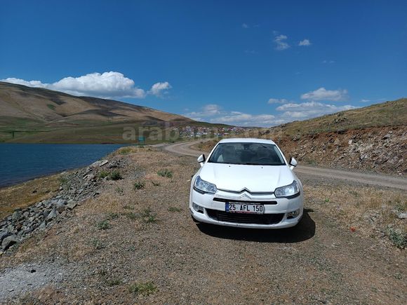 Sahibinden Citroen C5 1.6 e-HDi Executive 2012 Model Erzurum