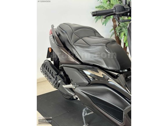 ŞENTÜRK'TEN 2024 MODEL X MAX 250 TECH MAX