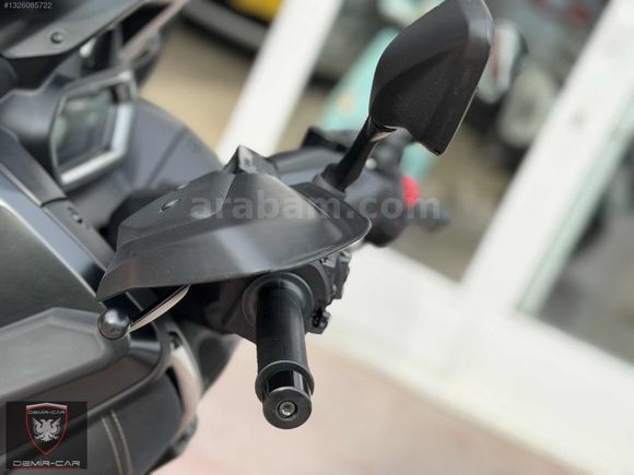 YAMAHA XMAX 250 TECH MAX HATASIZ CİZİKSİZ 6.500 Km