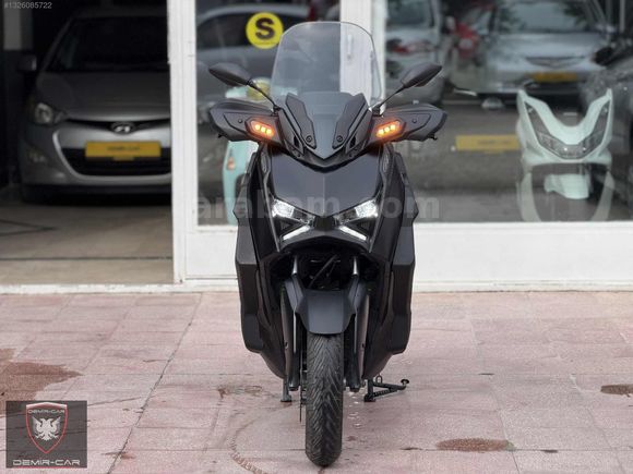 YAMAHA XMAX 250 TECH MAX HATASIZ CİZİKSİZ 6.500 Km