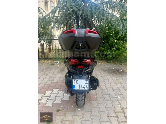 2024 YAMAHA X-MAX TECH MAX ''4400''KM HATASIZ