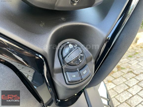 2024 X-MAX 250 TECH MAX * KARTA 12 TAKSİT