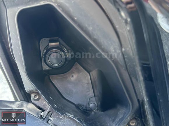 "Mec Motors" XMax TechMax Ekstralı K.Kartına 12 Taksit