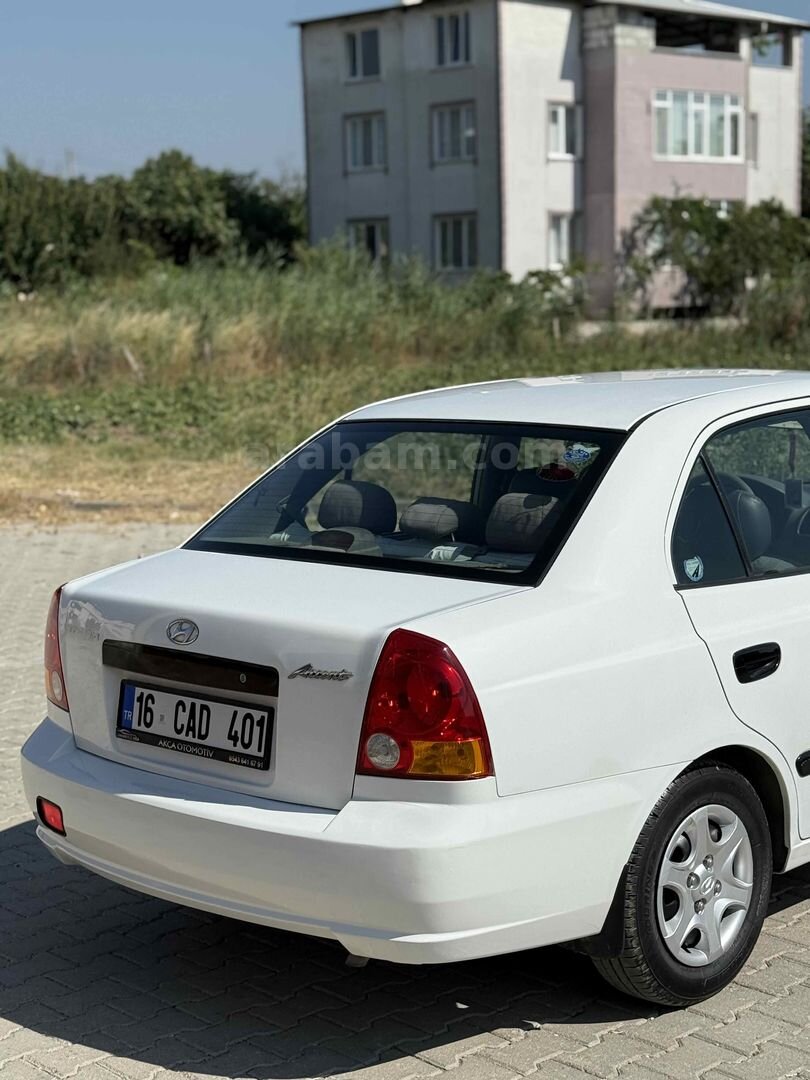 Sahibinden Hyundai Accent 1.3 Admire 2006 Model Bursa 211.000 km Beyaz 6
