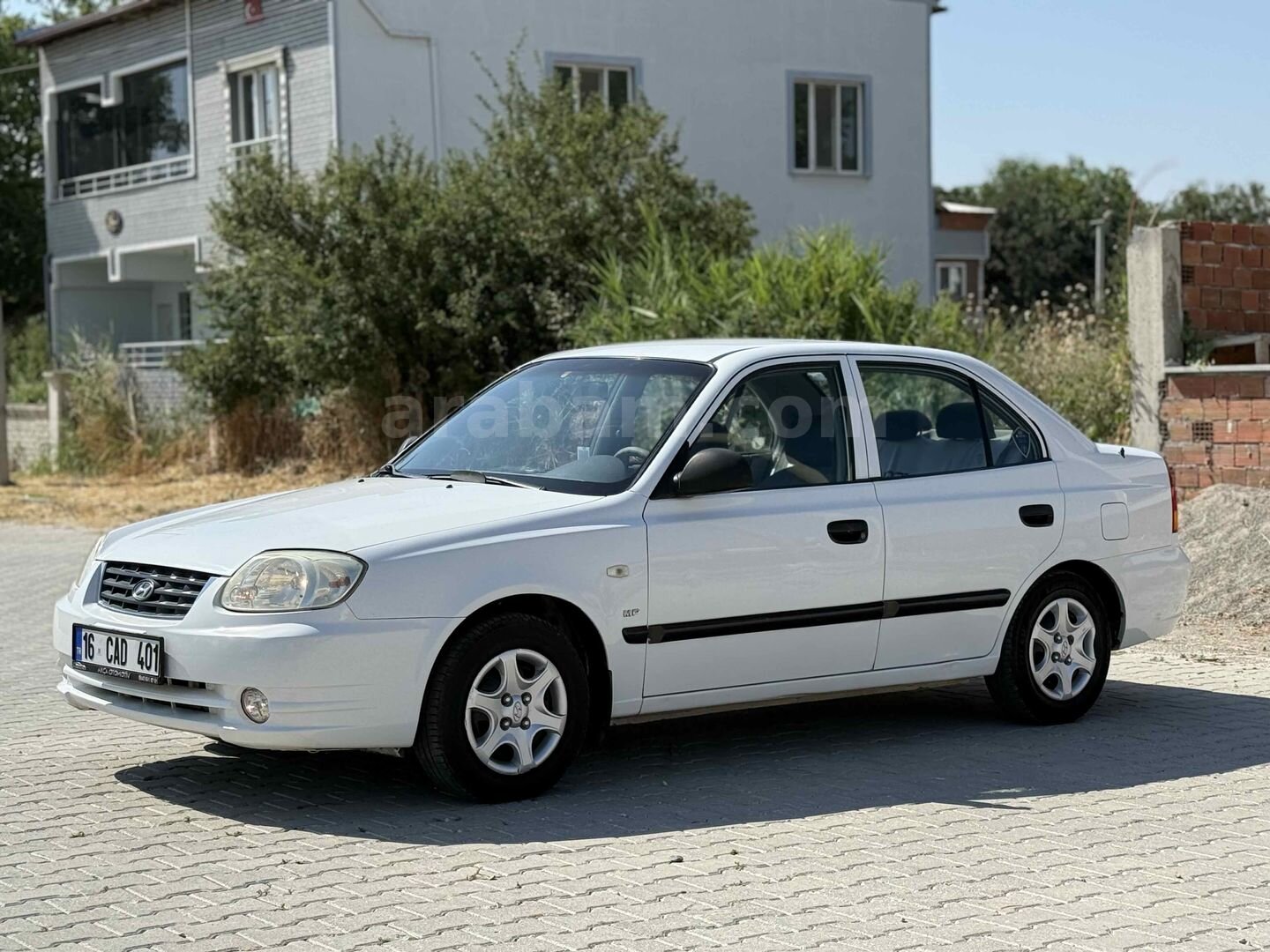 Sahibinden Hyundai Accent 1.3 Admire 2006 Model Bursa 211.000 km Beyaz 2